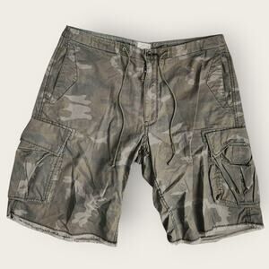 Gap Khakis Shorts Men's Sz L Camo Loose Fit Cargo Drawstring Waist Y2K VTG